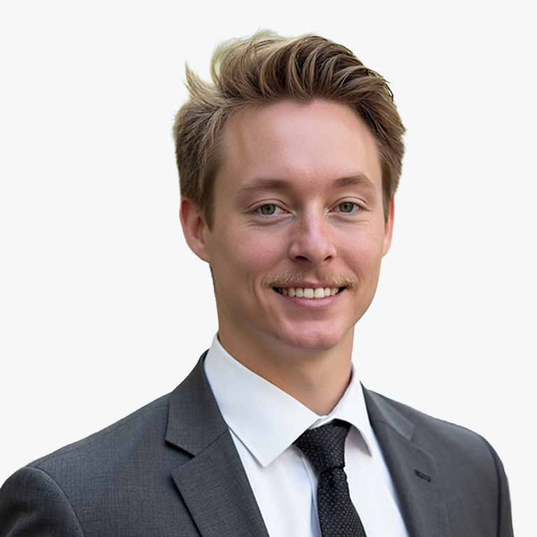 McCain & Associates_Headshot_Ethan